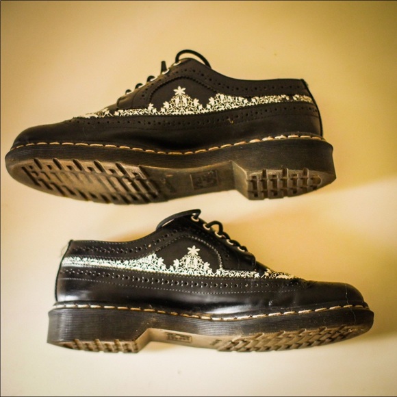 SOLD! Dr Martens Limited Edition Cathedral - Picture 2 of 4